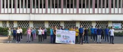 एनआईटी रायपुर में ‘स्वच्छता ही सेवा 2025’ के अंतर्गत निबंध प्रतियोगिता और सांस्कृतिक नृत्य प्रस्तुति