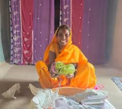 दूरस्थ बिनागुंडा गांव से मरीज को कठिन हालात में पहुंचाया गया अस्पताल