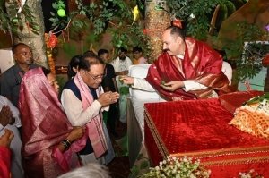 मुख्यमंत्री विष्णुदेव साय शिव महापुराण कथा के समापन समारोह में हुए शामिल