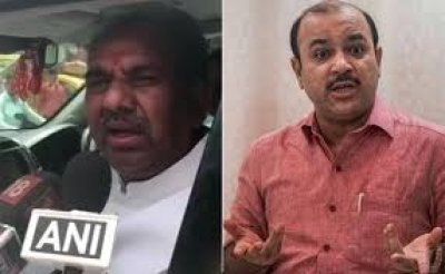 ढोलक के शहर अमरोहा में किसका बजेगा डंका, त्रिकोणीय मुकाबले से दिलचस्प हुई लड़ाई