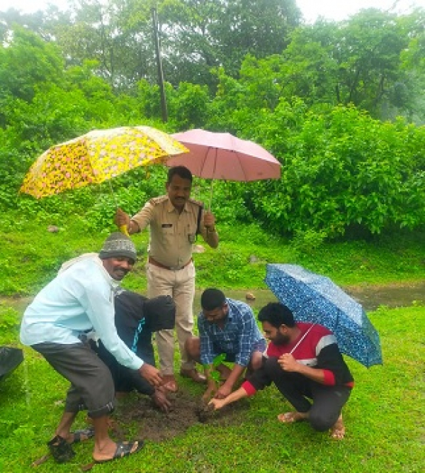 "पोदला उरसकना" अभियान का हुआ समापन, पौधे लगाने किया गया जागरुक