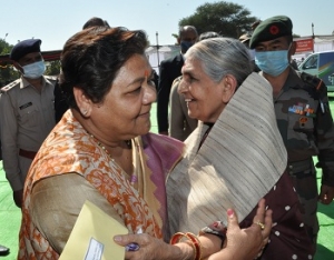 भारतीय सेना का नाम लेते ही हमारा मस्तक गर्व से ऊंचा उठ जाता है : सुश्री उइके