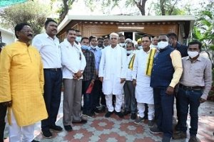 मुख्यमंत्री से अखिल भारतीय राष्ट्रीय गोड़ अमात समाज के सदस्यों ने की सौजन्य मुलाकात