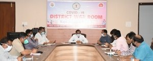 हॉस्पिटल से डिस्चार्ज कोरोना संक्रमित मरीज के स्वस्थ होने के बाद भी घर नहीं जाने पर होगी कार्रवाई : कलेक्टर