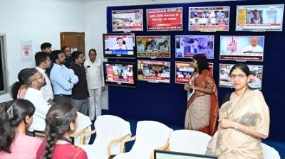 प्रशिक्षु आईएएस अधिकारी निर्वाचन प्रक्रिया की बारीकियों से हुए अवगत ,कमांड एवं कंट्रोल सेंटर का किया अवलोकन