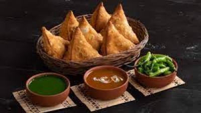 कुकर में बनाएं हेल्दी क्रिस्पी समोसे, ऑयल फ्री रेसिपी नहीं बढ़ाएगी वजन