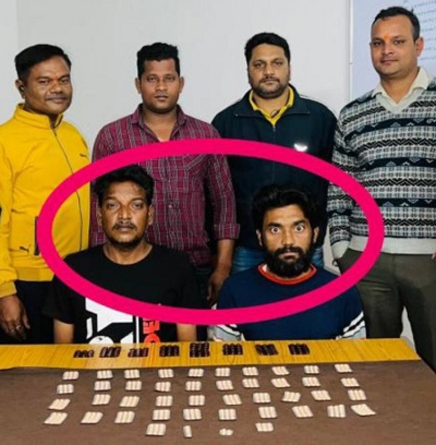 पुलिस ने दो आरोपियों को पकडकर उनके पास से भारी मात्रा में नशे का टेबलेट किया जब्त