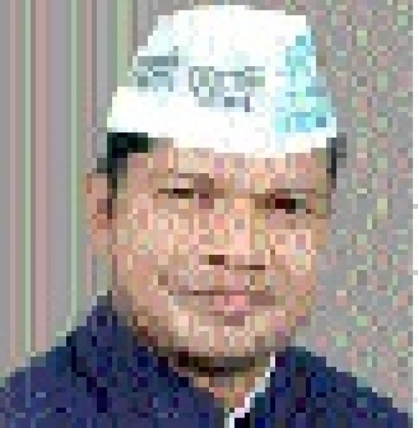 भाजपा ने किया 15 साल में प्रदेश बदहाल और कांग्रेस के साढ़े तीन साल सिर्फ भ्रष्टाचार और जनता बेहाल -कोमल हुपेंडी