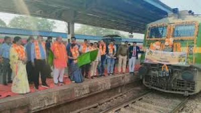 श्री रामलला तीर्थ दर्शन योजना के तहत जिले से 182 श्रद्धालु हुए रवाना