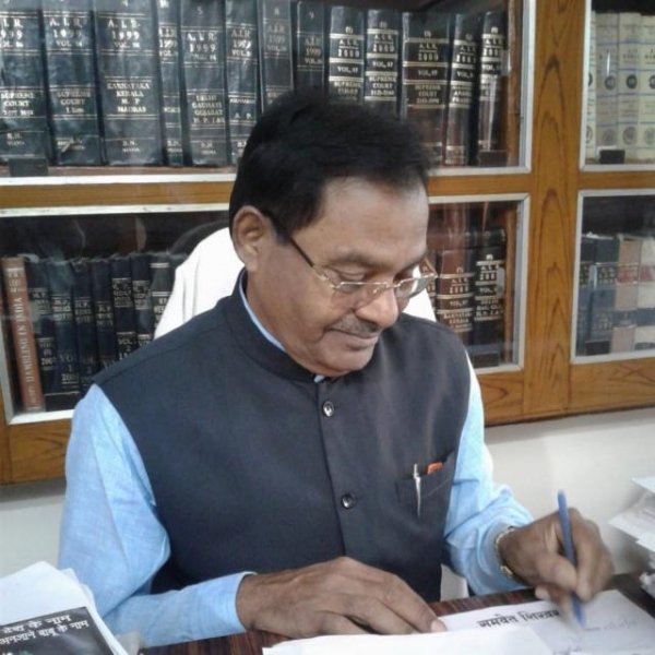 छ.ग.आर्थिक विकास और रोजगार की दिशा में अग्रसर.....आर.एन.वर्मा