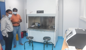 कलेक्टर ने नये वायरल रिसर्च एवं डायग्नोस्टिक लेब्रोटरी का किया निरीक्षण  आरटीपीसीआर टेस्ट के लिए लैब तैयार