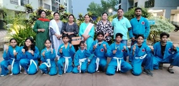 रॉयल सिटी के बच्चों ने जीता 2 गोल्ड, 6 सिल्वर