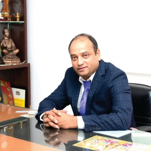 &quot;विदाई के आंसू: कृष्णा पब्लिक स्कूल के डायरेक्टर आलोक त्रिपाठी का निधन, अंतिम संस्कार कल शिवनाथ नदी मुक्तिधाम में&quot;