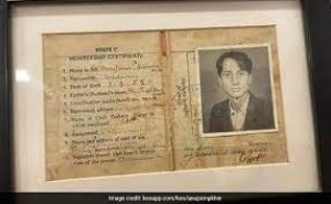 NCC के दिनों को याद कर इमोशनल हुए एक्टर, शेयर किया 50 साल पुराना पहचान पत्र,
