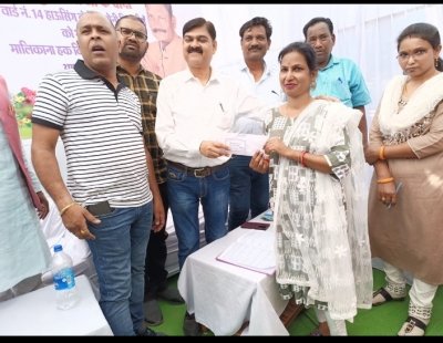 20 एमआईजी और 10 एमआईजी भवनों का कुम्हारी में आबंटन