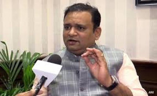 &quot;अलीबाग का नाम बदलकर ‘मयनाकनगरी’ किया जाए&quot;: महाराष्ट्र विधानसभा के अध्यक्ष की सरकार से अपील