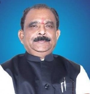 भाजपा सियासी नौटंकी कर टूलकिट की कालिख धोने में जुटी: लखेश्वर बघेल