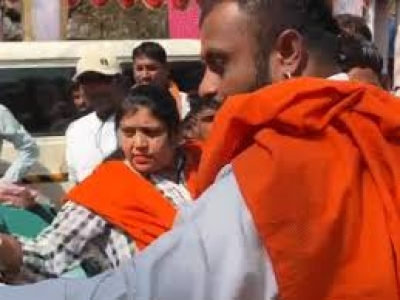 देव बलौदा मेला में कपड़ा व्यापारी से गाली-गलौज, बजरंग दल नेता सहित अन्य पर केस दर्ज