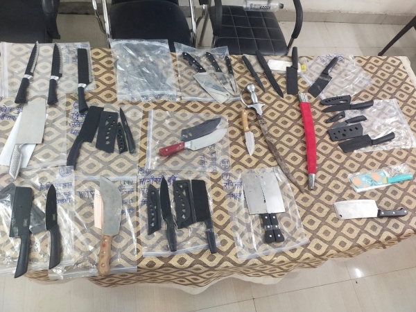 दुर्ग पुलिस की डिजिटल चौकसी: ऑनलाईन प्लेटफार्म से अवैध हथियार मंगाने और सोशल मीडिया पर पोस्ट करने वालों पर कसी नकेल