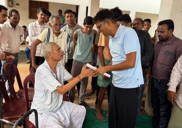 आमापाली में वित्त मंत्री ओपी चौधरी की जन चौपाल, ग्रामीणों की सुनी समस्याएं