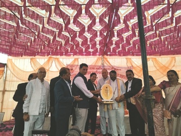 विधायक देवेन्द्र यादव हुए सतनाम भवन में आयोजित युवक युवति परिचय सम्मेलन में शामिल