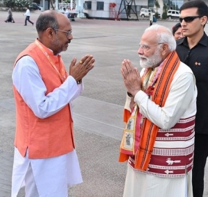 विधानसभा चुनाव में दुर्ग जिला में भाजपा का परचम लहराने के लिए प्रधानमंत्री मोदी ने की जितेन्द्र वर्मा की सराहना