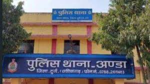 उधारी के 2000 पर हत्या : दुर्ग में दो भाइयों और भांजे ने युवक की पीट-पीटकर ली जान