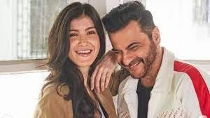 बेटी शनाया के बॉलीवुड डेब्यू पर बोले संजय कपूर-उसे अपने दम पर आगे बढ़ना चाहिए