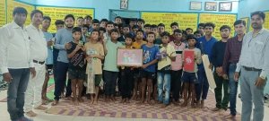 *बागबाहरा प्रगतिशील छत्तीसगढ़ सतनामी समाज शिक्षक दिवस के अवसर पर खेल सामग्री प्रदान किया गया*