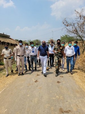 थाना फास्टरपुर की फ्लेग मार्च ने जीता लोगों का दिल