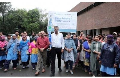 कचरा मुक्त शहर बनाने जामुल में निकली मशाल रैली