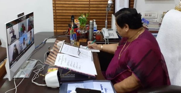 जरूरतमंदों को सहायता पहुचाने के साथ धैर्य और मनोबल बनाए रखे- राज्यपाल सुश्री अनसुईया उइके