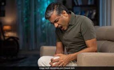 घुटनों के दर्द से हैं परेशान तो डाइट में शामिल करें ये 5 फूड्स, मिलेगा जल्द आराम