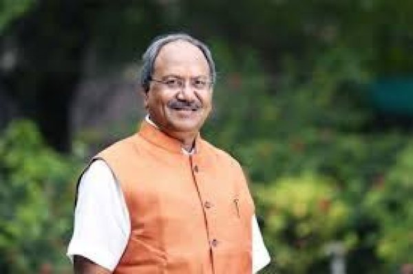 बृजमोहन अग्रवाल का बड़ा एक्शन, प्रवीण्य सूची में गड़बड़ी करने वालों को किया बर्खास्त