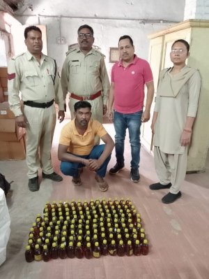 आबकारी विभाग द्वारा 35.46 बल्क लीटर मदिरा जप्त किया गया